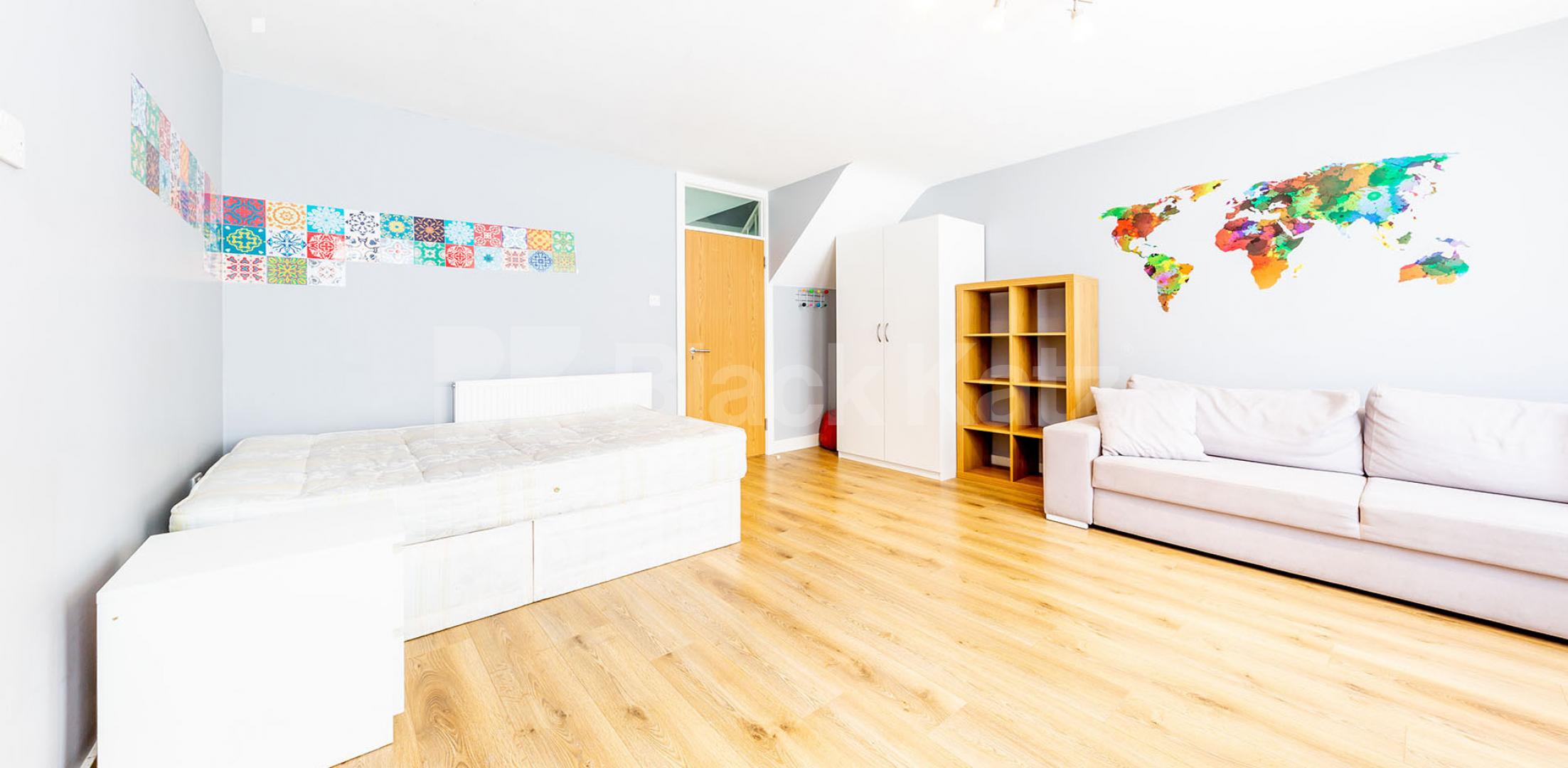 			NEW INSTRUCTION - ZONE1! GREAT FOR 4 SHARERS!, 3 Bedroom, 1 bath, 1 reception Flat			 Stanhope Street, EUSTON-CAMDEN